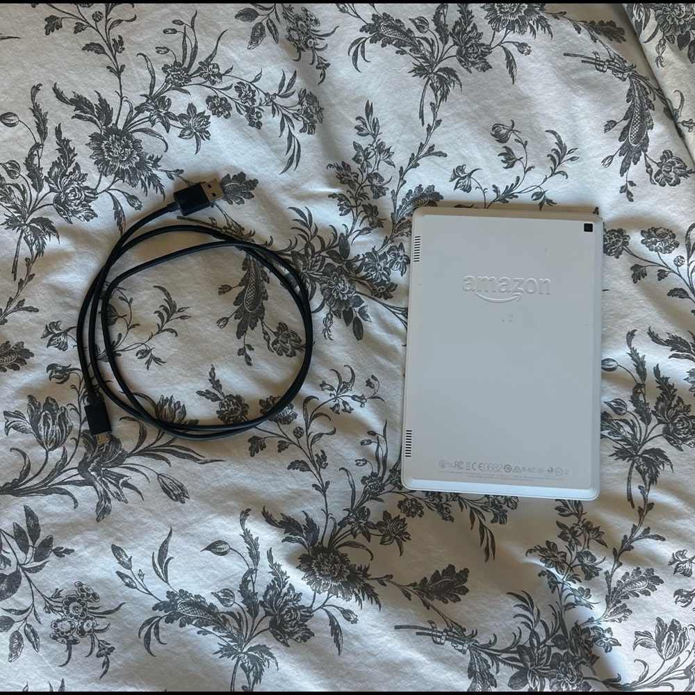 Kindle Fire - Picture 2 of 2